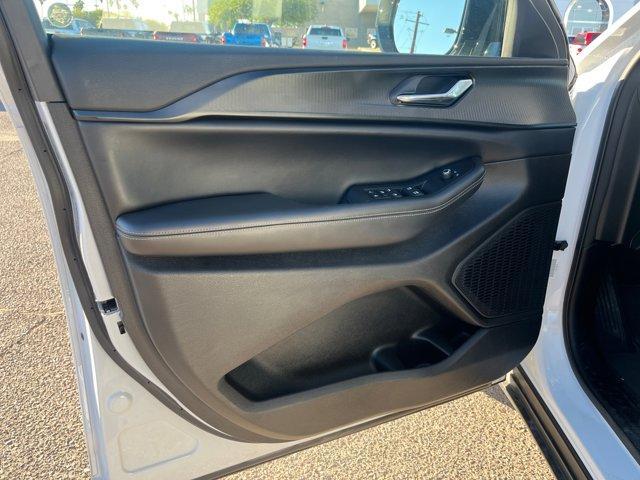 used 2024 Jeep Grand Cherokee car, priced at $28,446