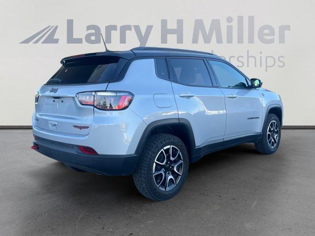 used 2024 Jeep Compass car, priced at $23,814