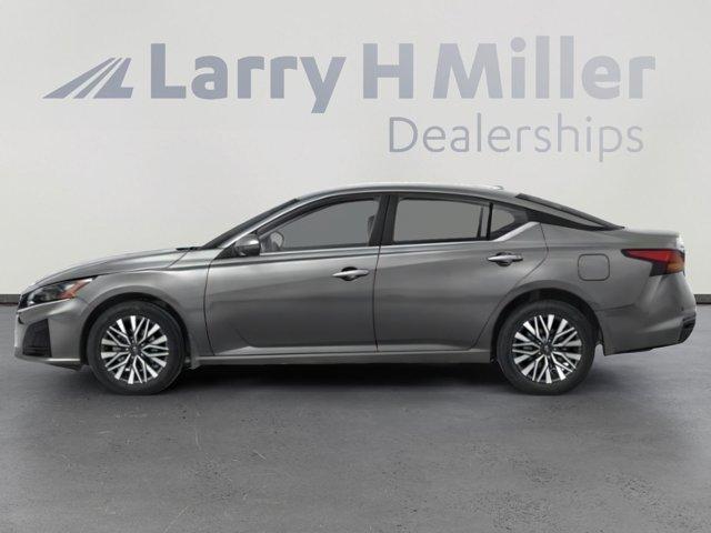 used 2023 Nissan Altima car, priced at $17,589