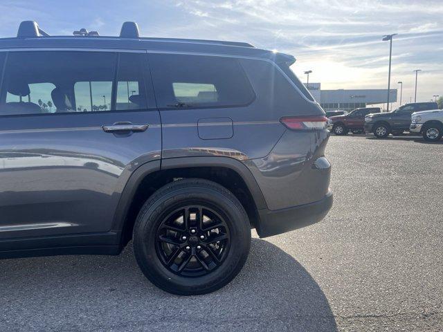 used 2022 Jeep Grand Cherokee L car, priced at $28,090