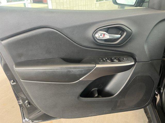 used 2019 Jeep Cherokee car, priced at $14,892