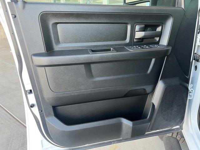 new 2025 Ram 3500 car, priced at $61,674