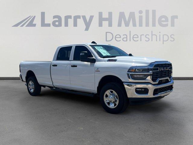 new 2025 Ram 3500 car, priced at $61,674