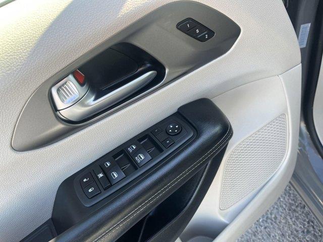 used 2022 Chrysler Pacifica car, priced at $24,625