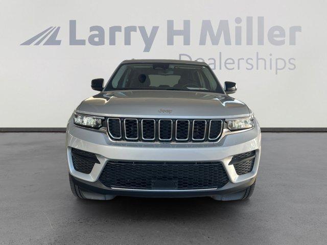 used 2024 Jeep Grand Cherokee car, priced at $32,780