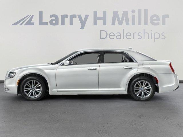 used 2022 Chrysler 300 car, priced at $24,999