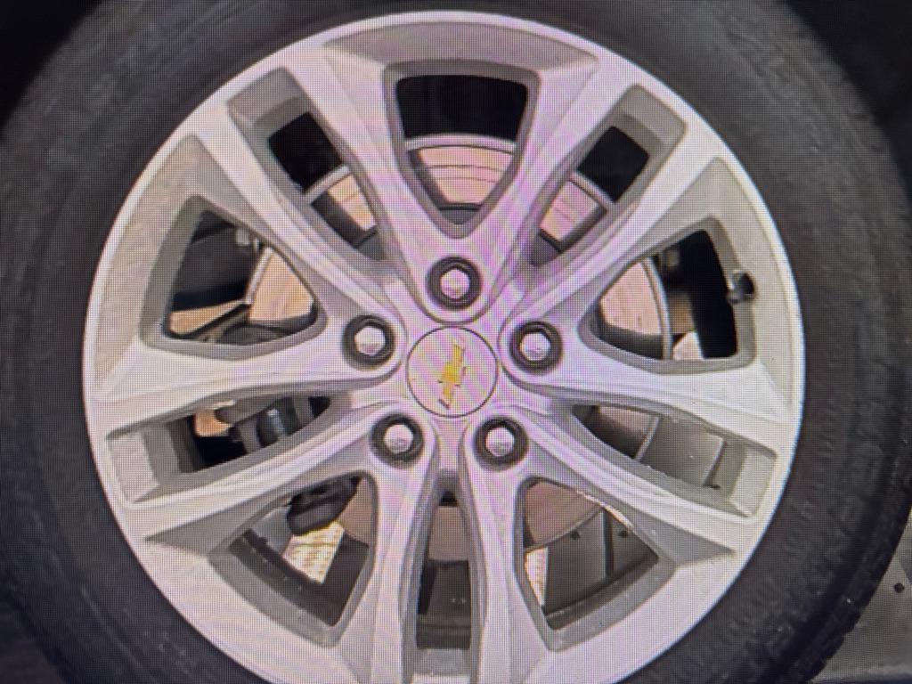 used 2020 Chevrolet Malibu car, priced at $13,995