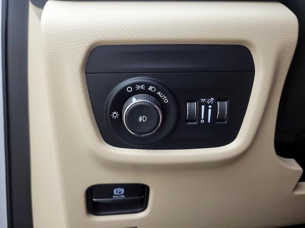 used 2023 Jeep Grand Cherokee car, priced at $35,998