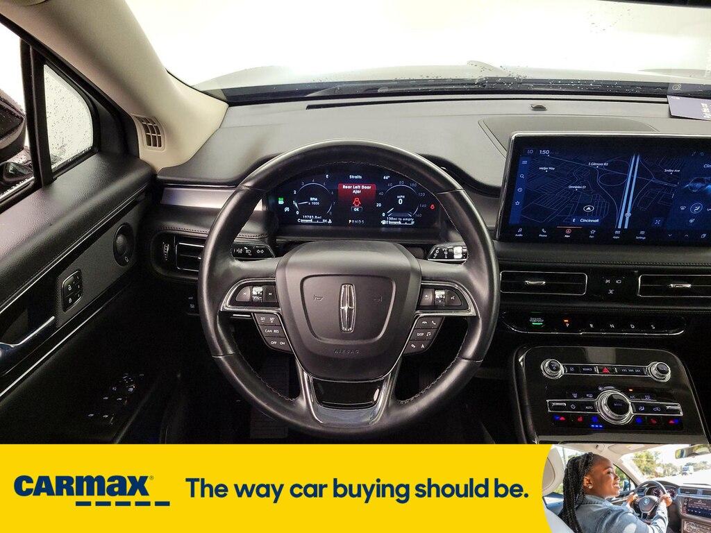 used 2023 Lincoln Nautilus car, priced at $39,998