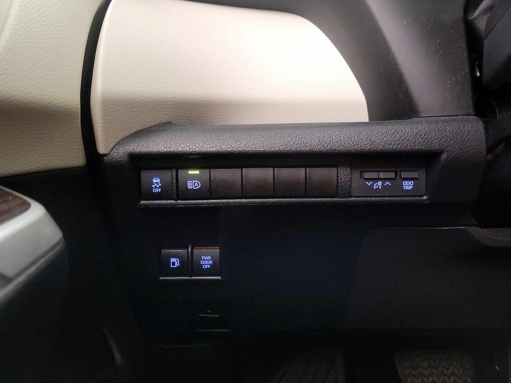 used 2022 Toyota Sienna car, priced at $43,998