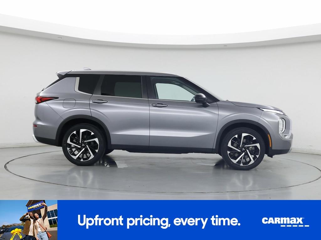used 2022 Mitsubishi Outlander car, priced at $23,998