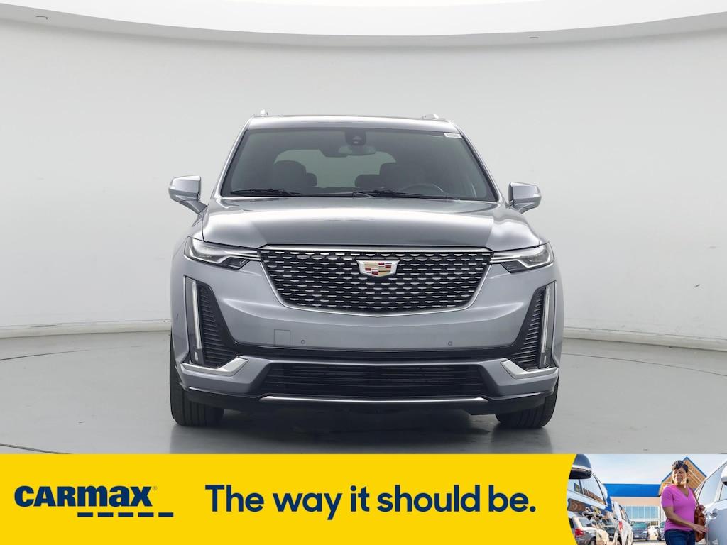 used 2023 Cadillac XT6 car, priced at $39,998