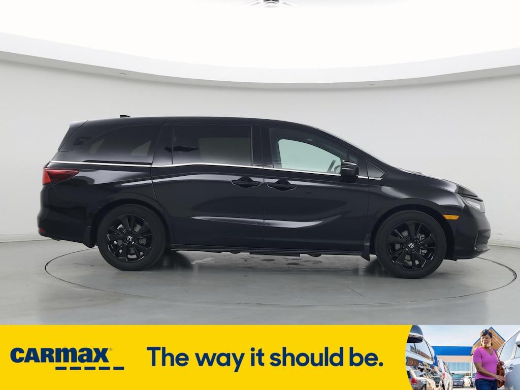 used 2024 Honda Odyssey car, priced at $41,998