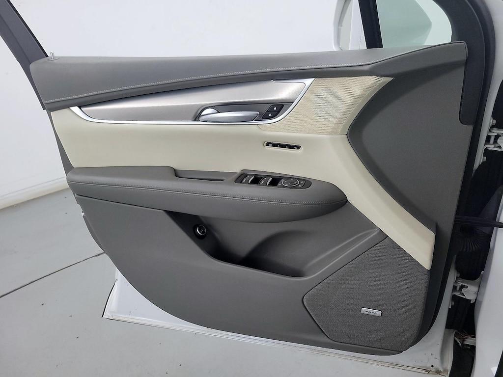 used 2017 Cadillac XT5 car, priced at $16,998