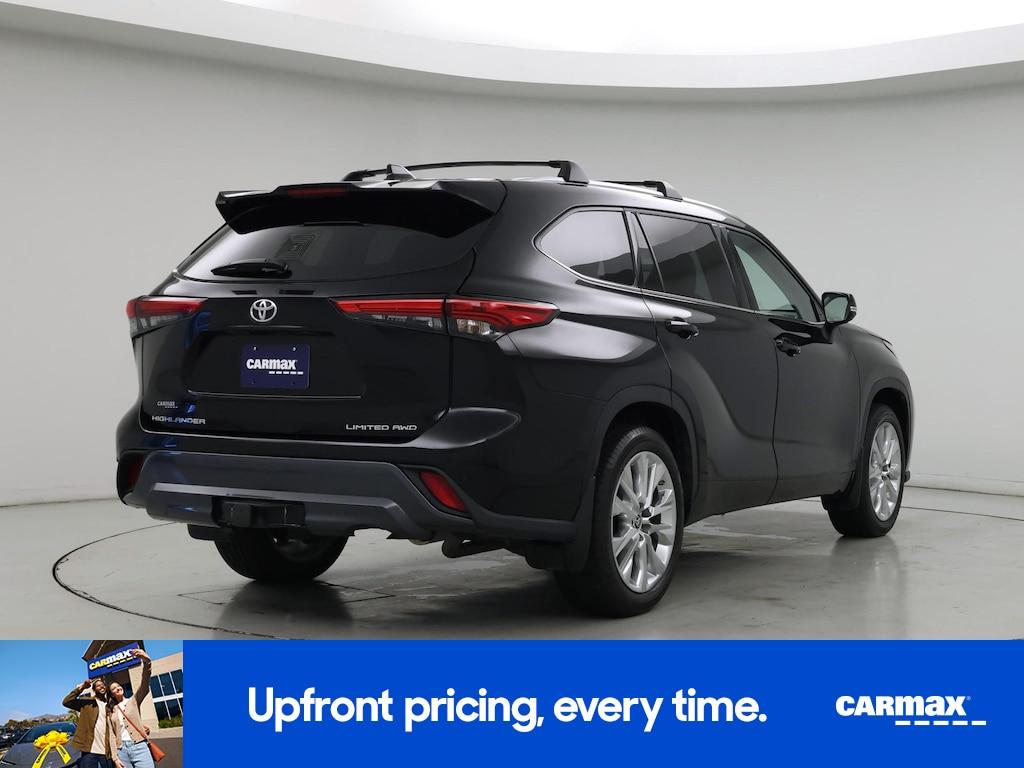 used 2021 Toyota Highlander car, priced at $37,998