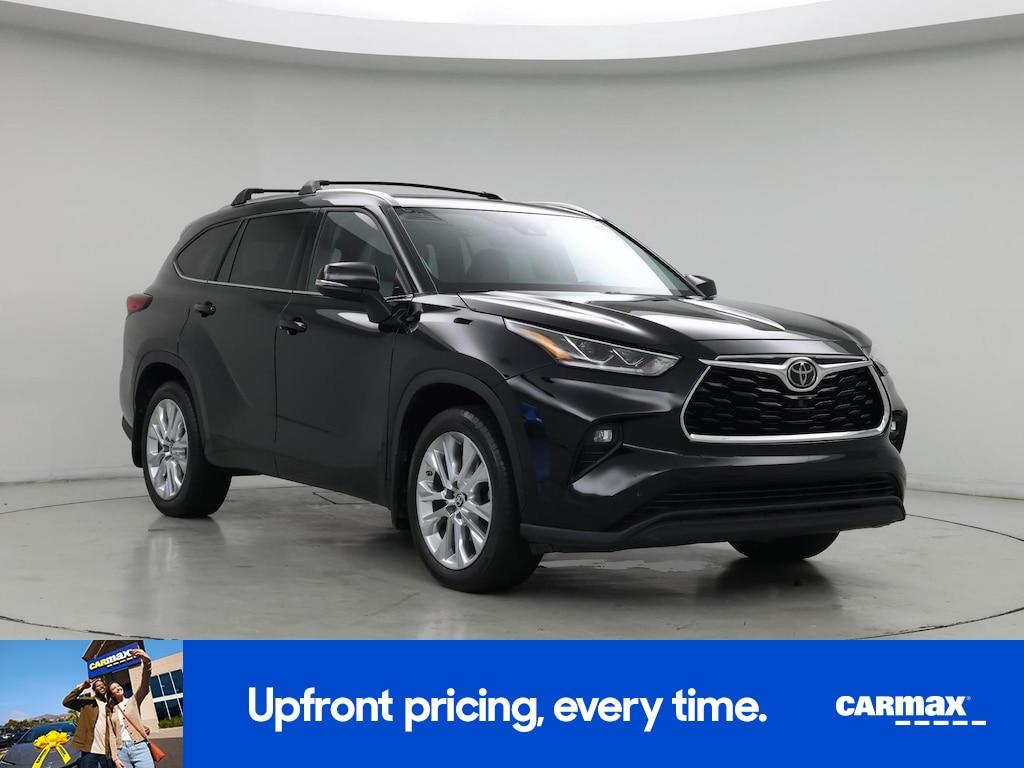 used 2021 Toyota Highlander car, priced at $37,998