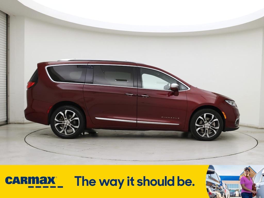 used 2021 Chrysler Pacifica car, priced at $33,998