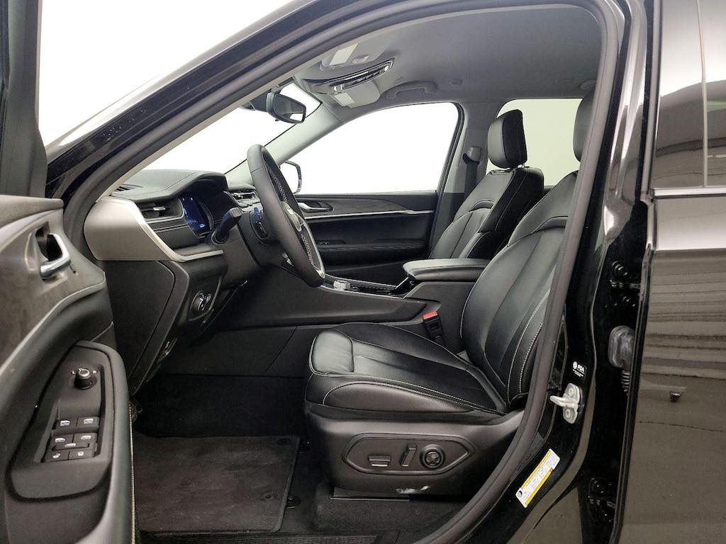 used 2023 Jeep Grand Cherokee car, priced at $32,998