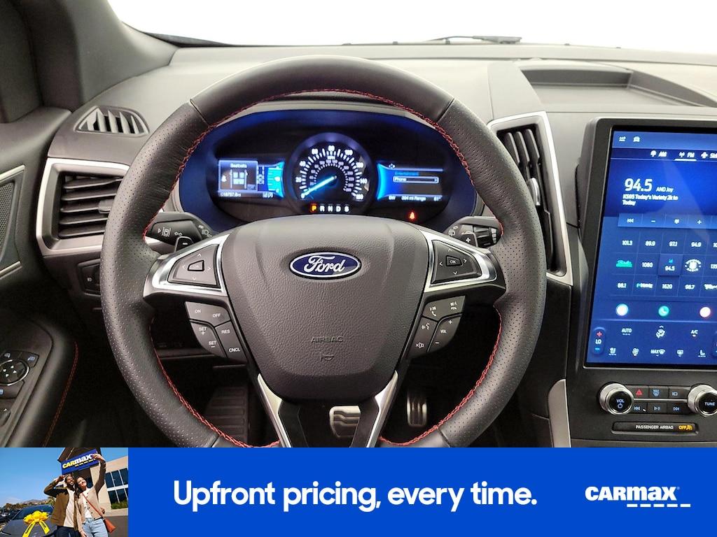 used 2024 Ford Edge car, priced at $30,998