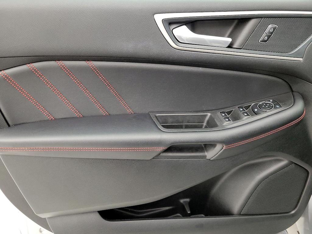 used 2024 Ford Edge car, priced at $30,998