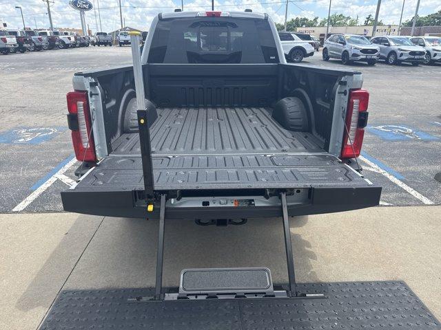 new 2025 Ford F-350 car