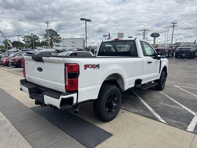 new 2025 Ford F-350 car
