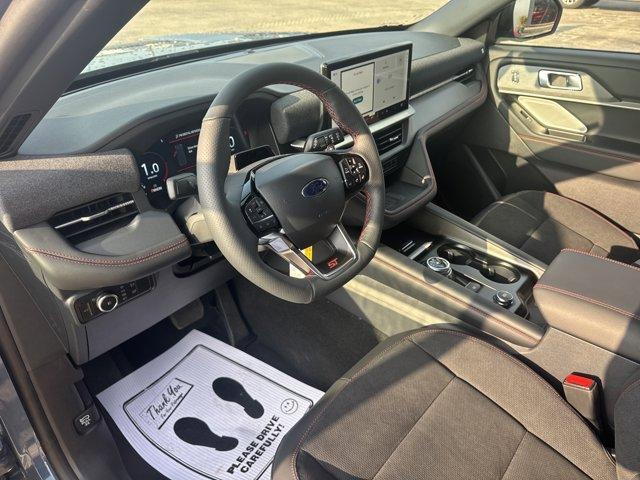 new 2025 Ford Explorer car