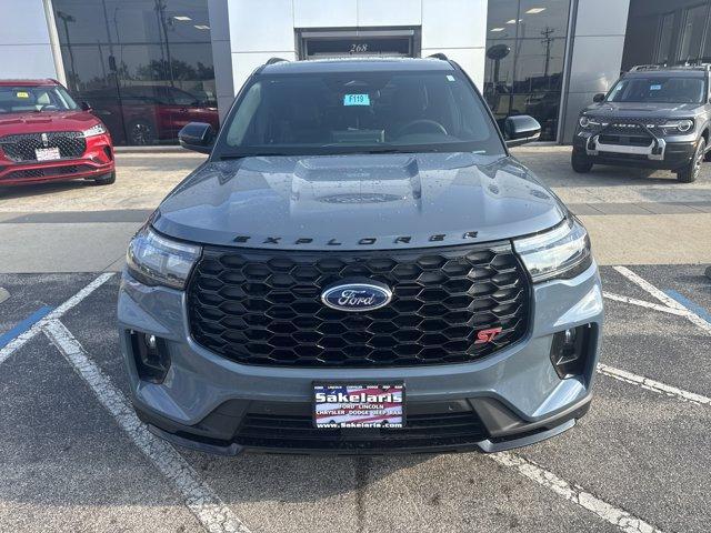 new 2025 Ford Explorer car