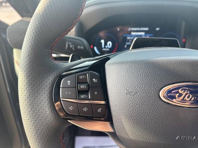 new 2025 Ford Explorer car