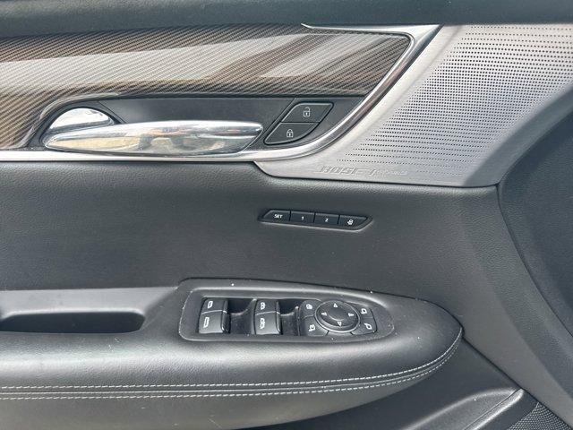 used 2020 Cadillac XT6 car, priced at $27,585