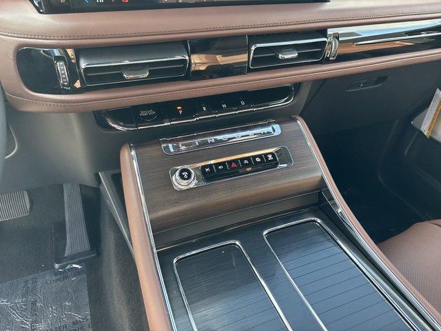 new 2025 Lincoln Aviator car, priced at $79,988