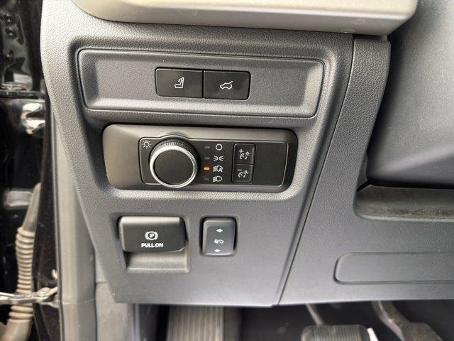 used 2024 Ford Expedition car, priced at $48,888