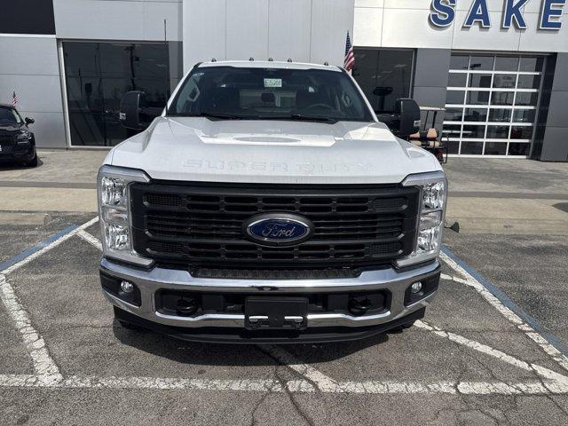 new 2024 Ford F-350 car, priced at $67,988