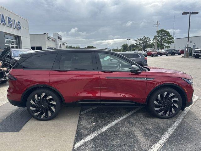 new 2025 Lincoln Nautilus car