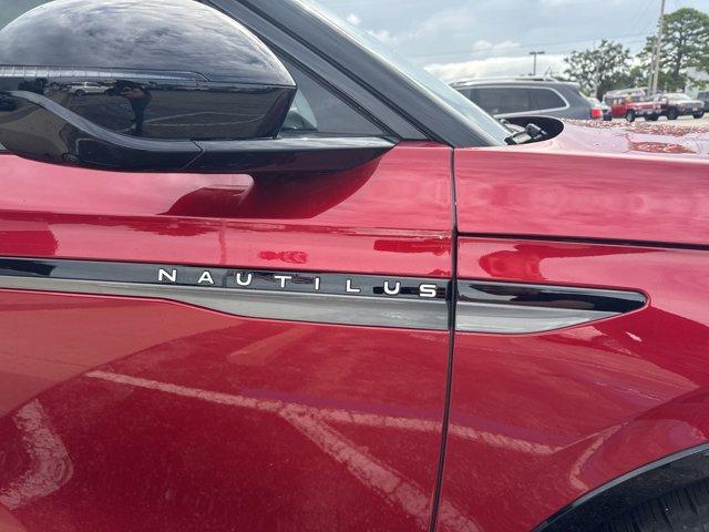 new 2025 Lincoln Nautilus car
