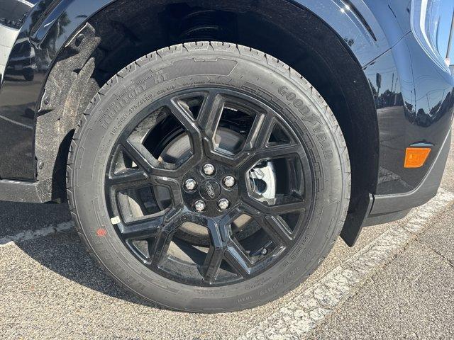 new 2025 Ford Maverick car