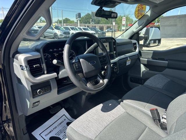 new 2025 Ford F-350 car, priced at $58,669