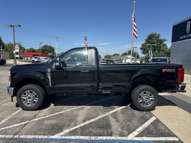 new 2025 Ford F-350 car, priced at $58,669