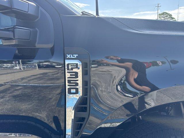 new 2025 Ford F-350 car, priced at $58,669