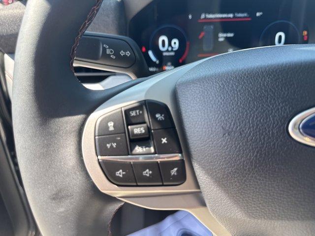 new 2025 Ford Explorer car