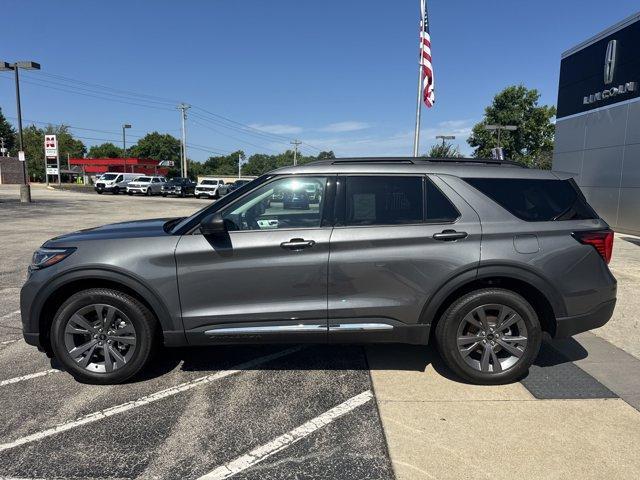 new 2025 Ford Explorer car