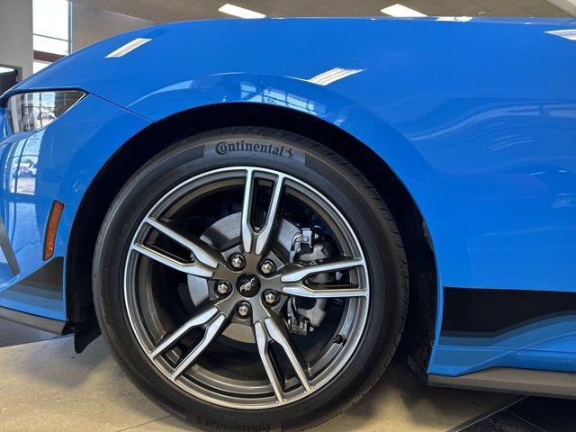 new 2025 Ford Mustang car
