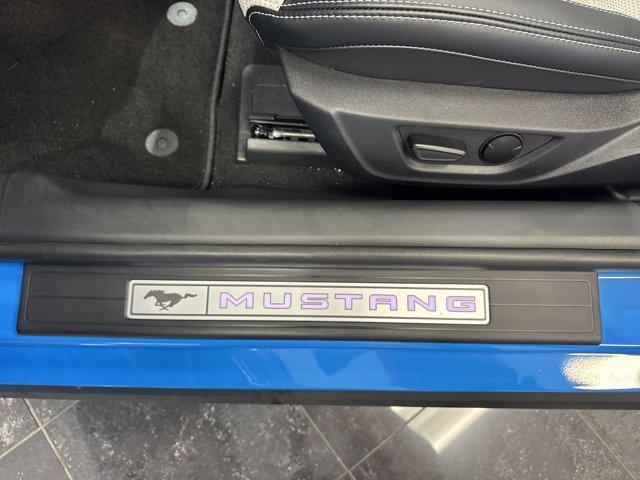 new 2025 Ford Mustang car