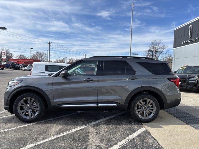 new 2025 Ford Explorer car