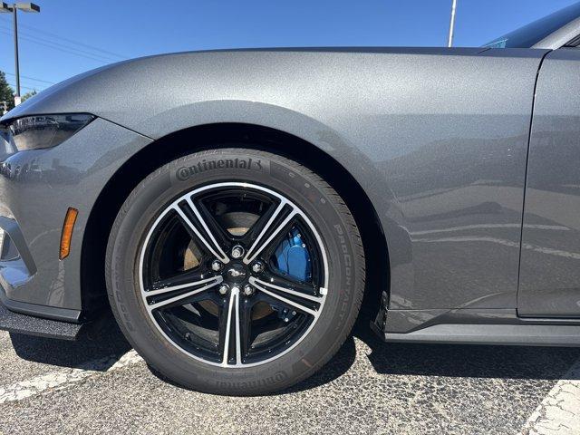 new 2025 Ford Mustang car