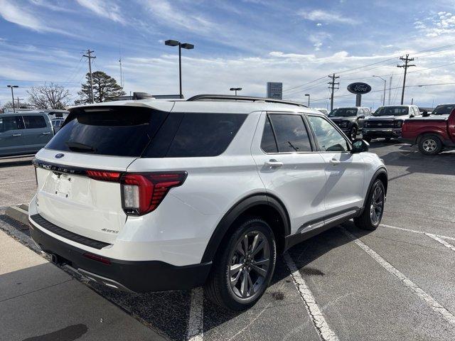 new 2025 Ford Explorer car