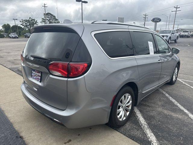 used 2018 Chrysler Pacifica car, priced at $15,895