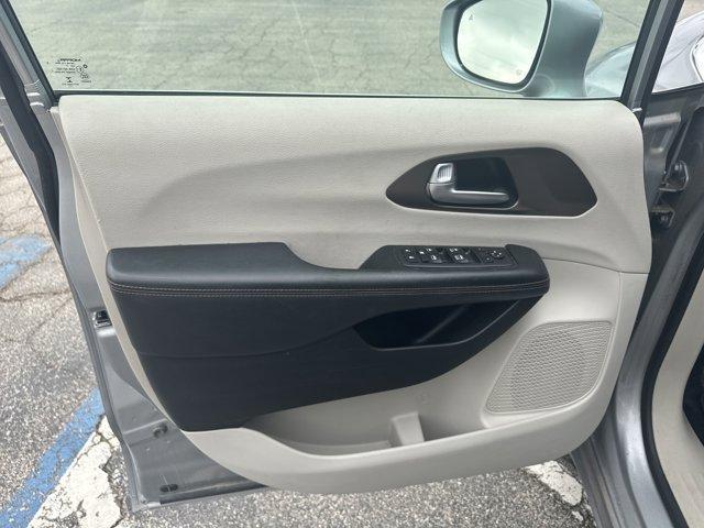 used 2018 Chrysler Pacifica car, priced at $15,895