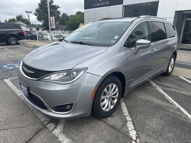 used 2018 Chrysler Pacifica car, priced at $15,895