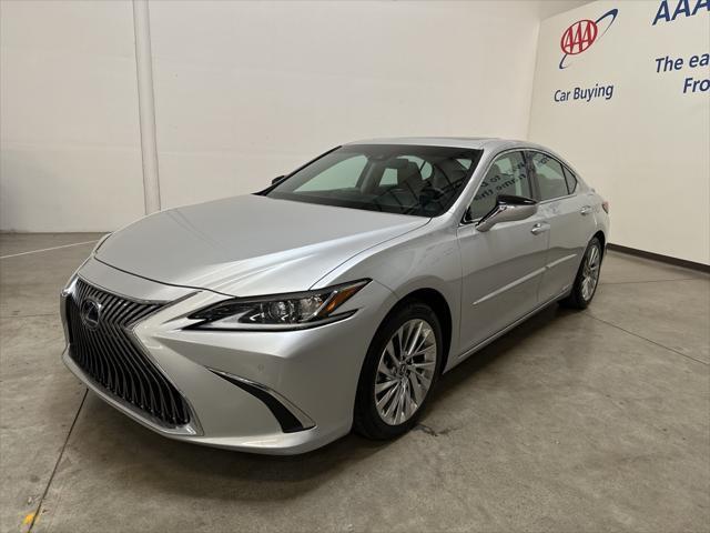 used 2020 Lexus ES 300h car, priced at $35,816